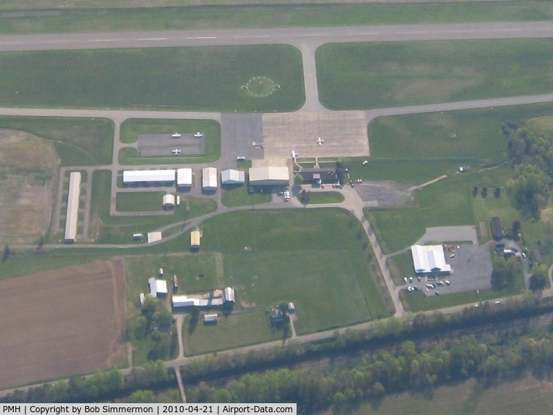 Greater Portsmouth Regional Airport (PMH) - Looking east at the G.A. ramp and facilities.