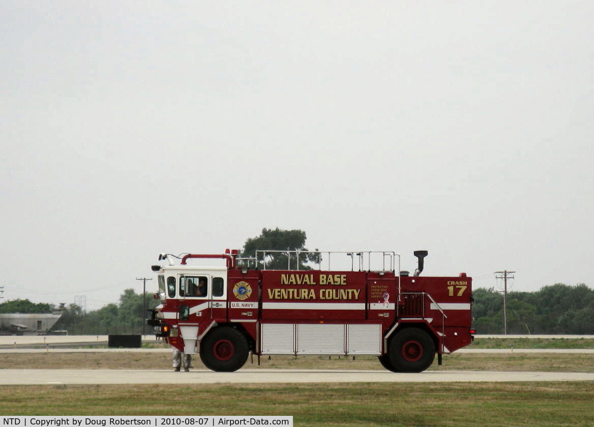 Point Mugu Nas (naval Base Ventura Co) Airport (NTD) - Naval Base Ventura County Fire/Crash 17 truck