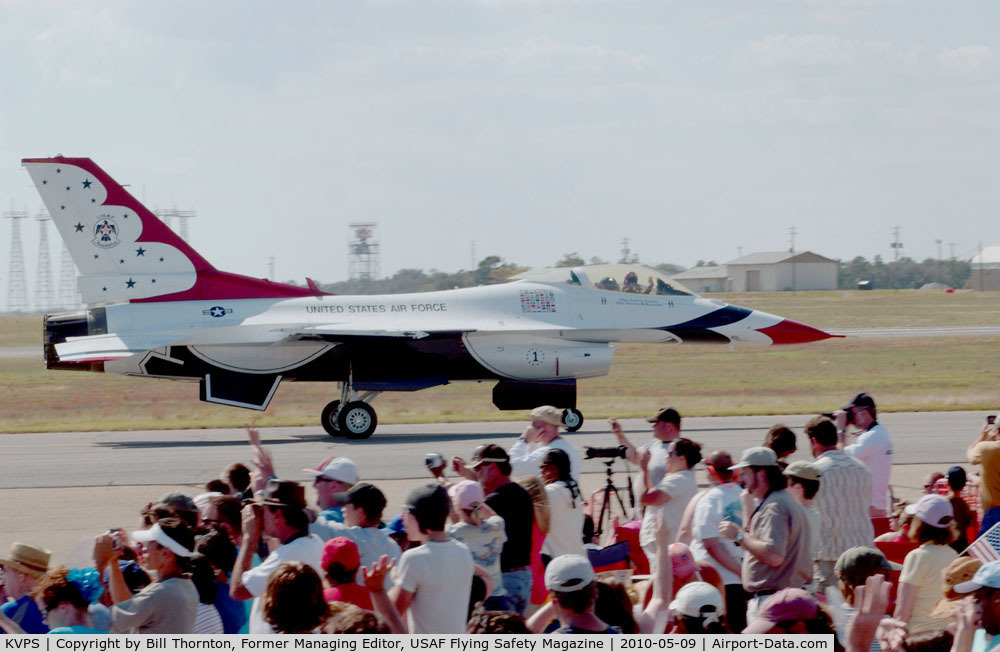 Eglin Afb Airport (VPS) - Thunderbird One, lead pilot, taxis past the crowd just before a performance at the Eglin AFB Open House, April 10, 2010. (an f-stop5.6 photo by Bill Thornton)