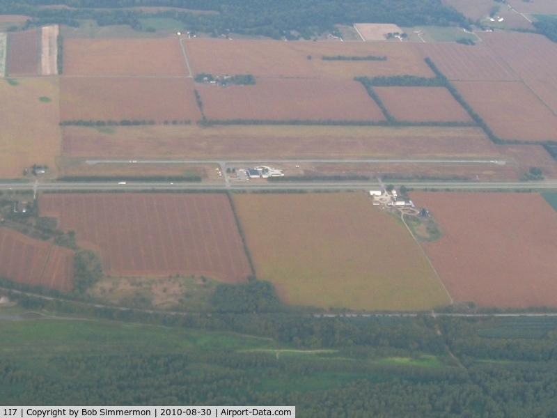Clinton Airport (1I7) - Looking west