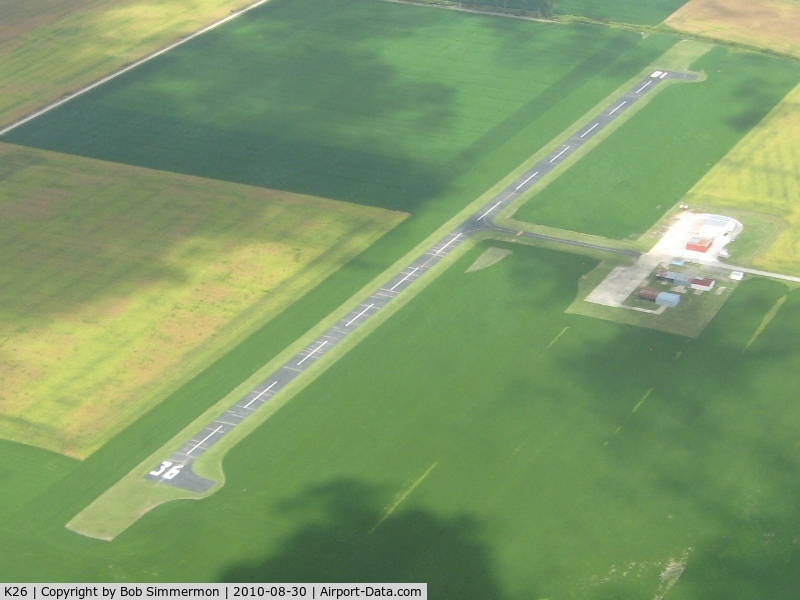 Carrollton Memorial Airport (K26) - Looking NW