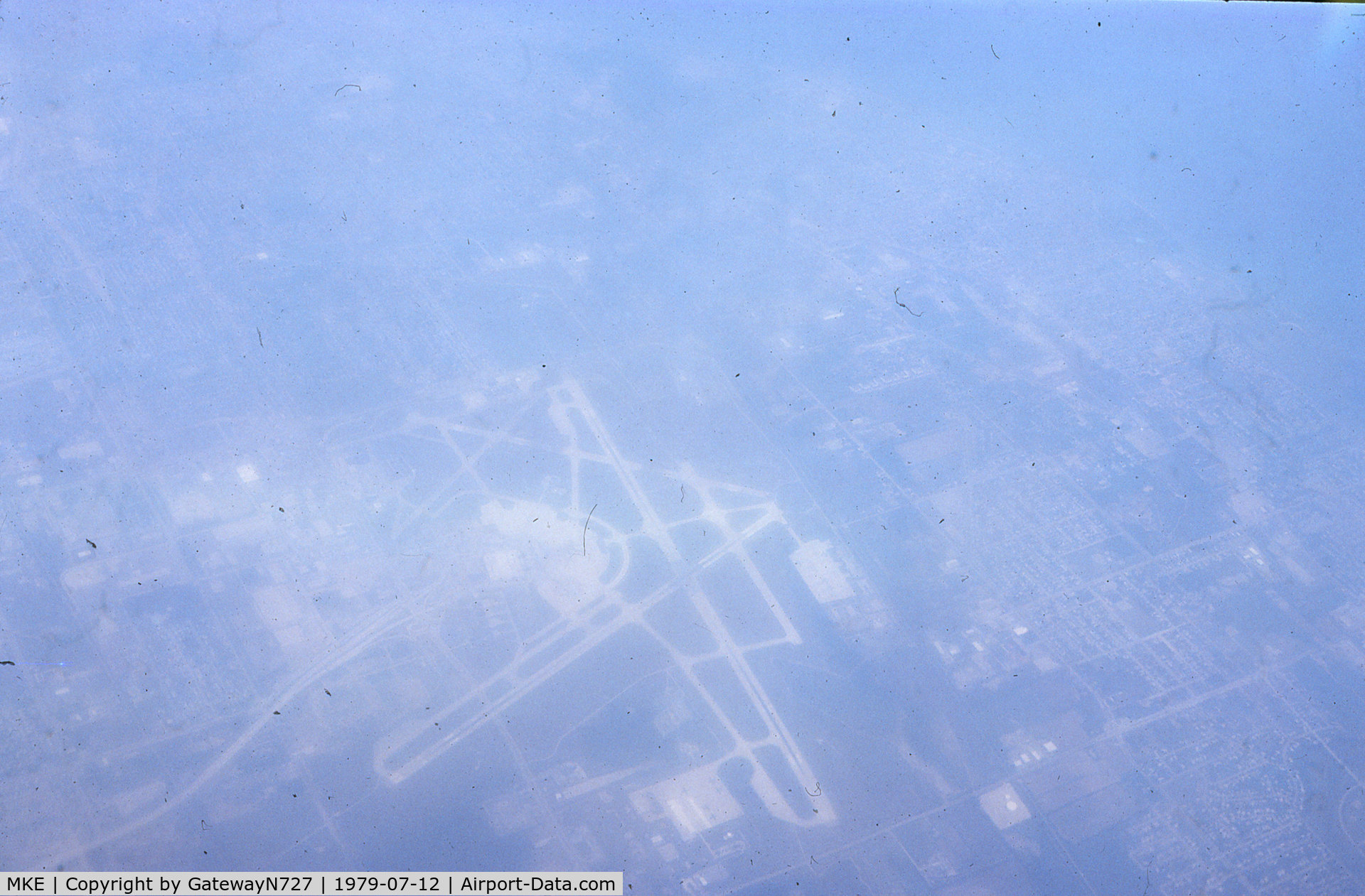 General Mitchell International Airport (MKE) - Taken from N6809, AA 727.