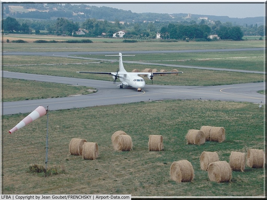 Agen Airport, La Garenne Airport France (LFBA) - ATR42 for ORY