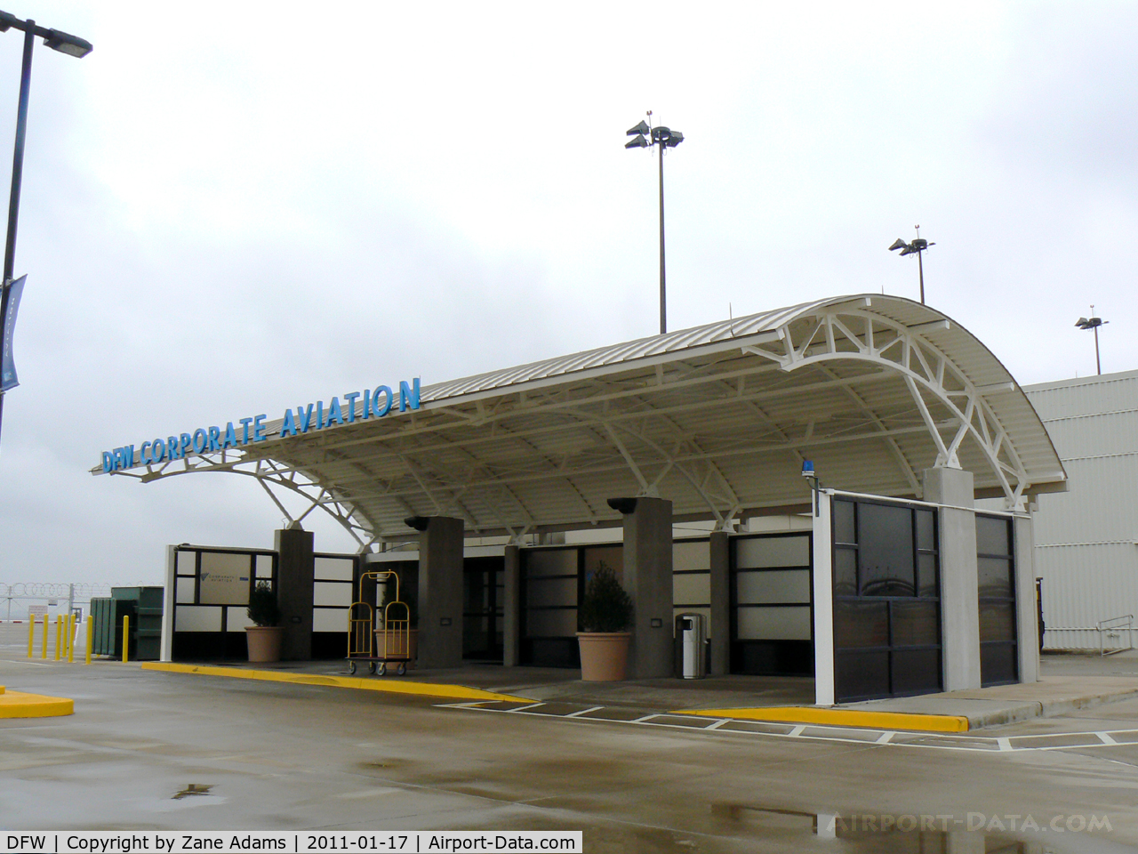 Dallas/fort Worth International Airport (DFW) - New general aviation terminal at DFW Airport