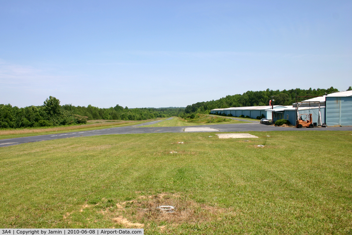 Southeast Greensboro Airport (3A4) - Looking down Rwy 35. The staff were friendly, welcoming, and generous.
