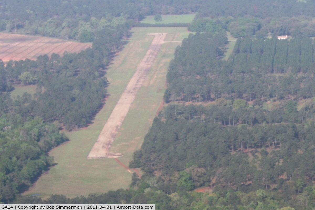Pinebloom Plantation Airport (GA14) - Looking SW from 3000'