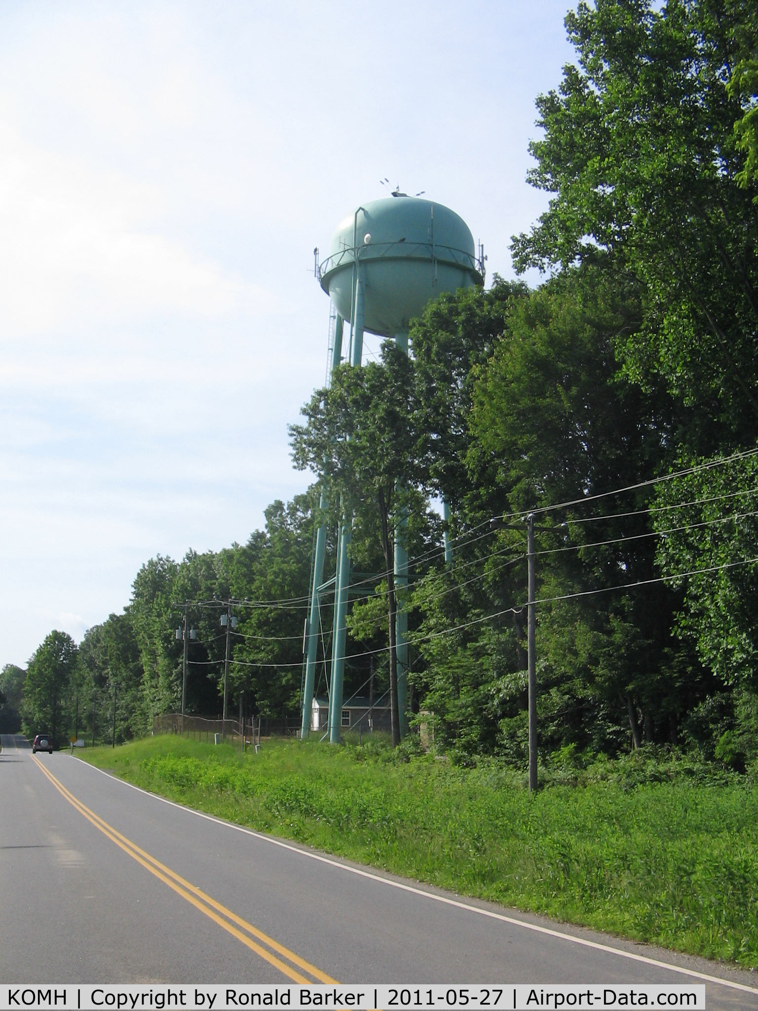 Orange County Airport (OMH) - This water tower was the location of  the airport beacon until approx 2011.