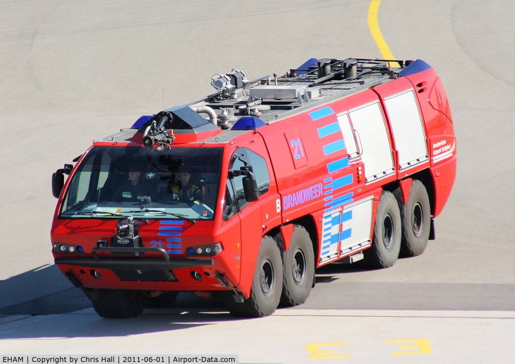 Amsterdam Schiphol Airport, Haarlemmermeer, near Amsterdam Netherlands (EHAM) - Fire Truck 21 at Schiphol