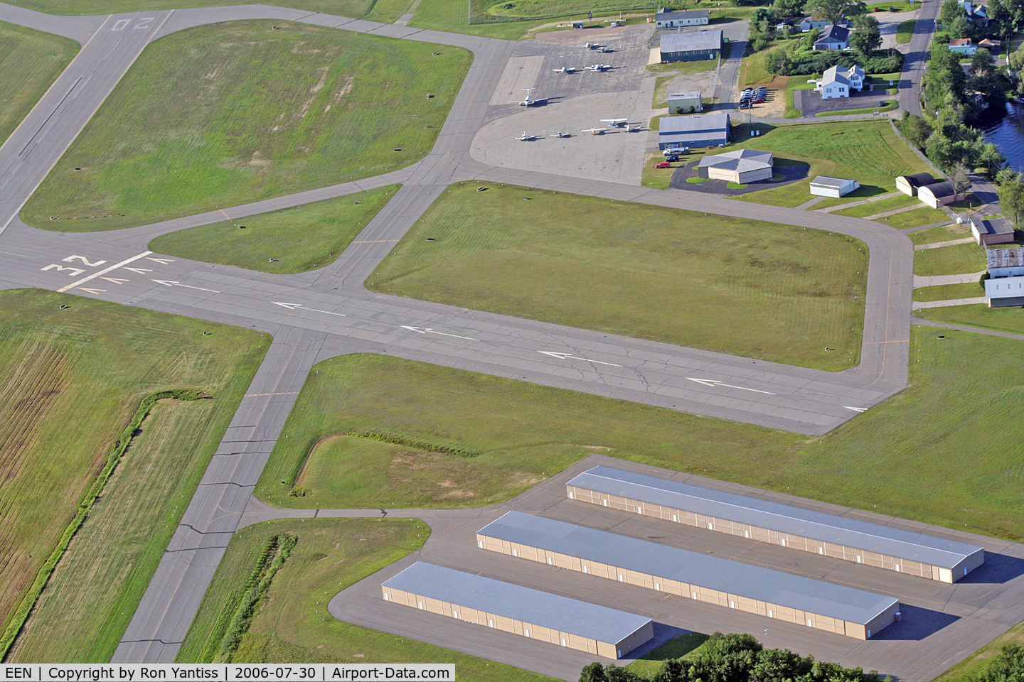 Dillant-hopkins Airport (EEN) - Runway 32 and Green River Aviation.