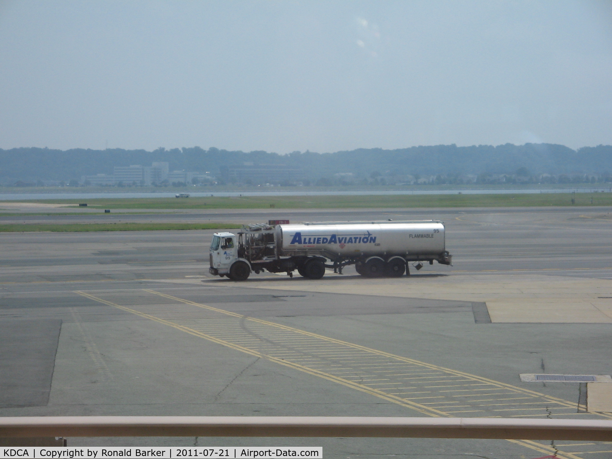 Ronald Reagan Washington National Airport (DCA) - Fuel Truck