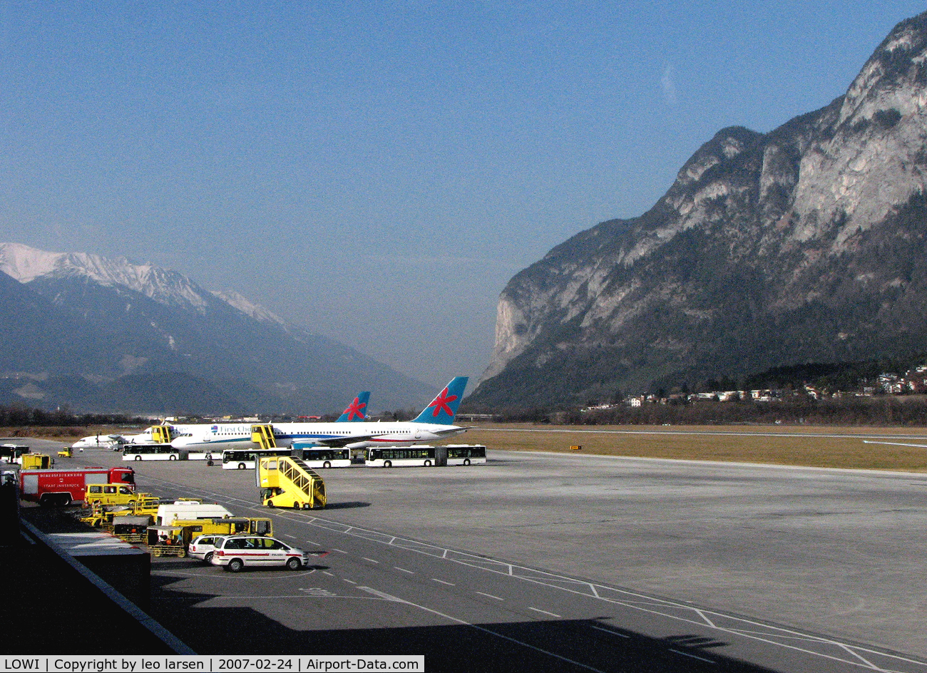 Innsbruck Airport, Innsbruck Austria (LOWI) - Insbruck 24.2.07