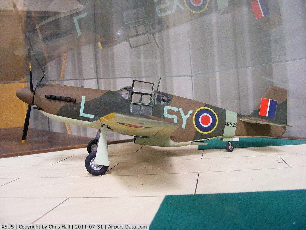 X5US Airport - Model of Mustang Mk 1 painted to represent AG522 of 613 (City of Manchester) Squadron RAF based at Ringway, Manchester in 1942