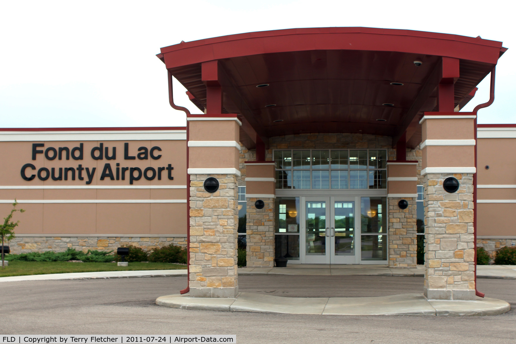 Fond Du Lac County Airport (FLD) - Main terminal entrance