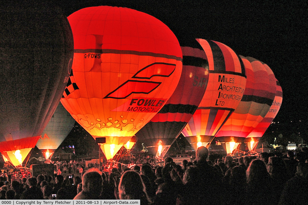 0000 Airport - NightGlow at 2011 Bristol Balloon Fiesta