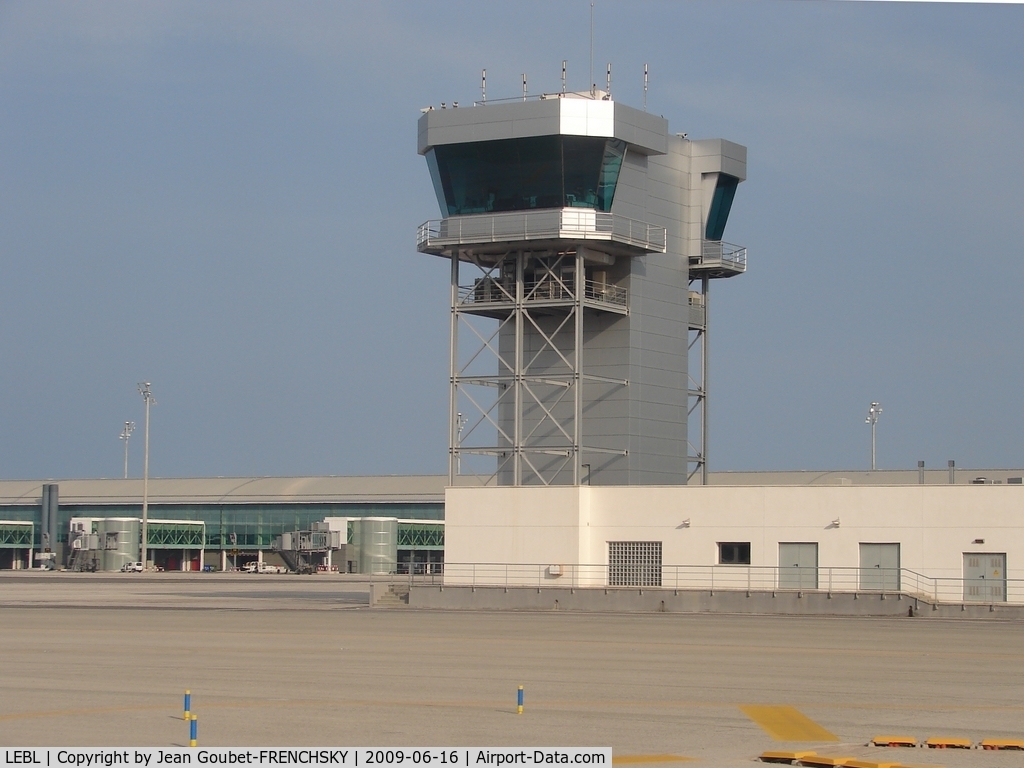 Barcelona International Airport, Barcelona Spain (LEBL) - new tower
