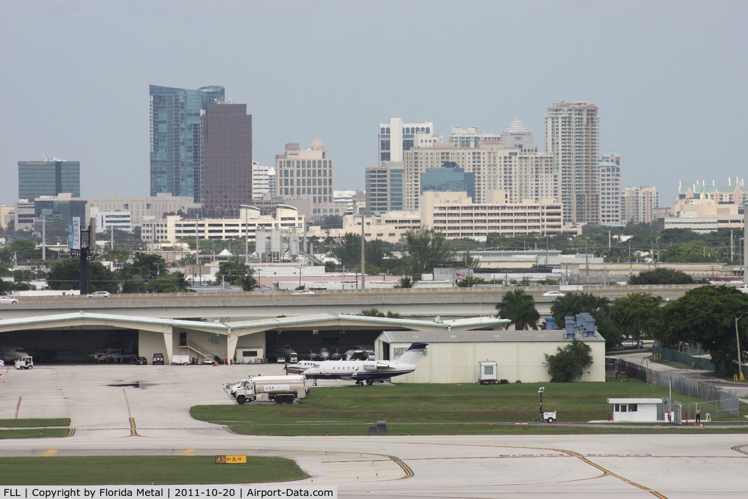 Fort Lauderdale/hollywood International Airport (FLL) - Downtown Ft Lauderdale in the distance