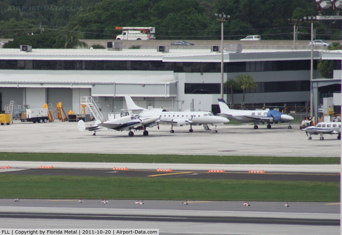 Fort Lauderdale/hollywood International Airport (FLL) - Mix of planes on the GA ramp including a Metro and a Beech 18
