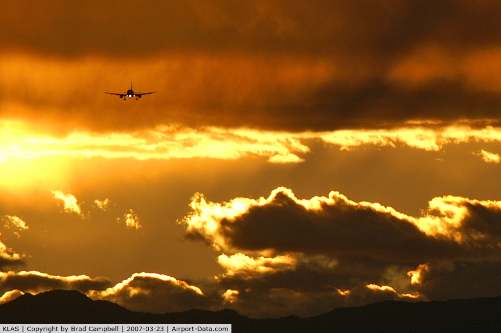 Mc Carran International Airport (LAS) - Landing RWY7L with awesome sunset.