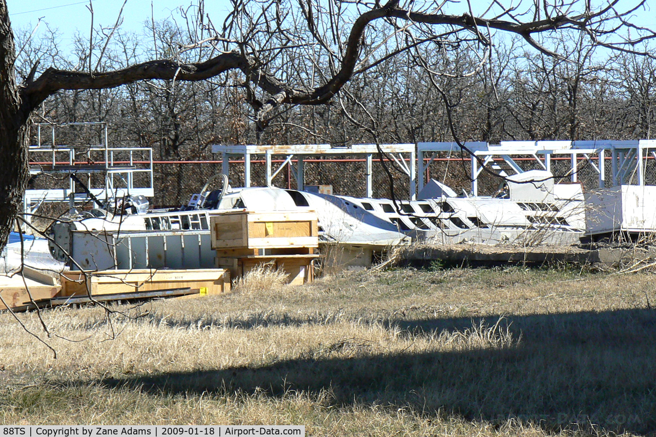 Fort Wolters Helicopters Heliport (88TS) - Unknown F-16 fuselage in a scrap yard near Mineral Wells, TX