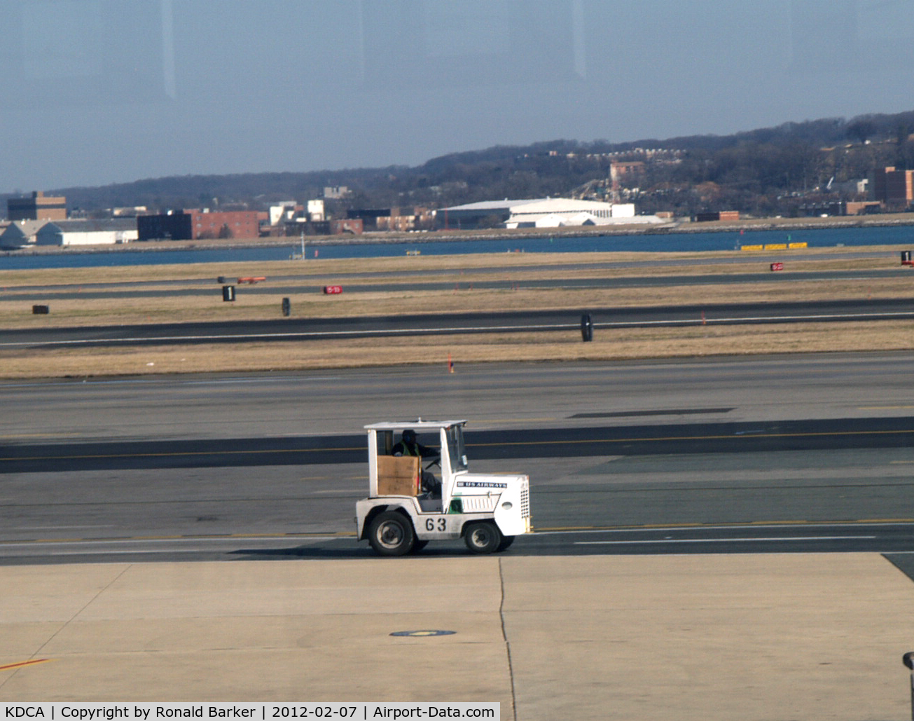 Ronald Reagan Washington National Airport (DCA) - Tug 63 with package