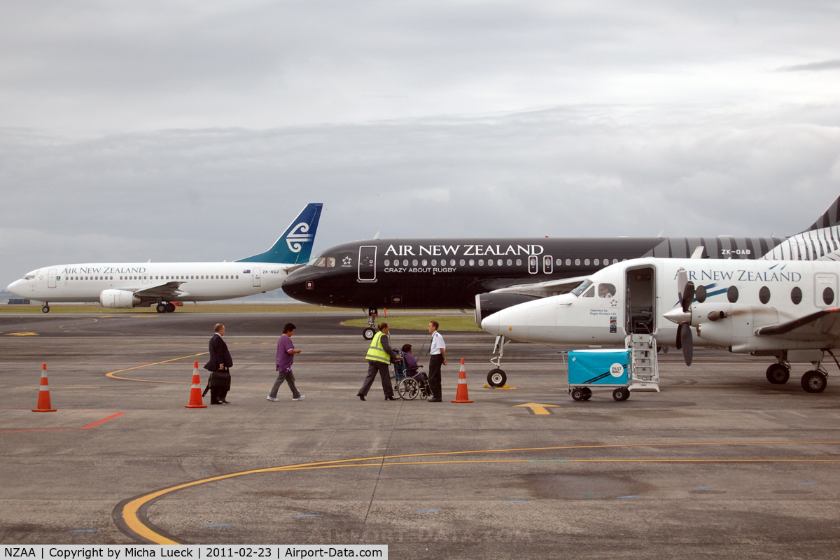 Auckland International Airport, Auckland New Zealand (NZAA) - Air New Zealand variety at home base :)