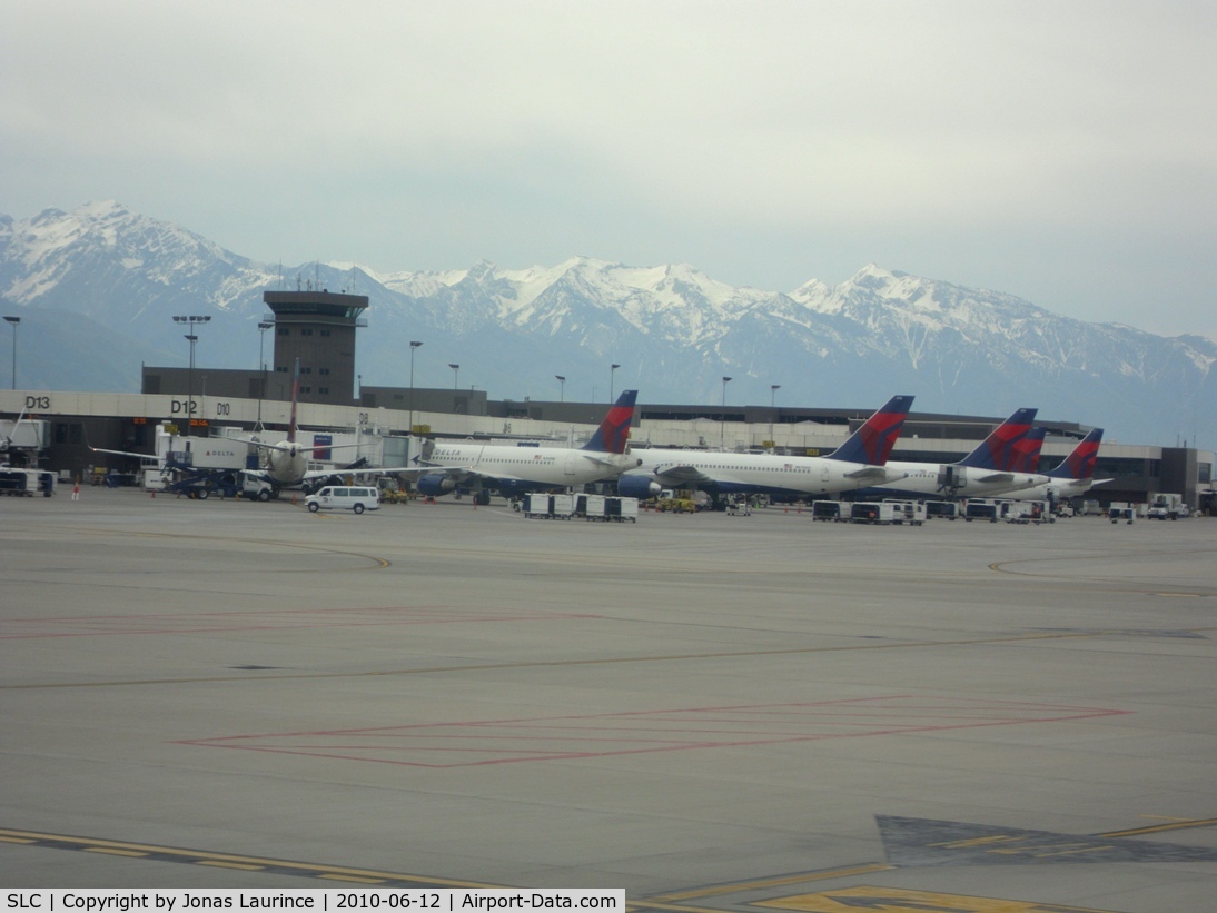 Salt Lake City International Airport (SLC) - SLC Airport