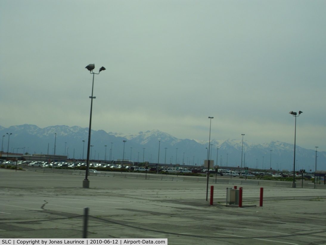 Salt Lake City International Airport (SLC) - The great parking at the Salt Lake City International Airport