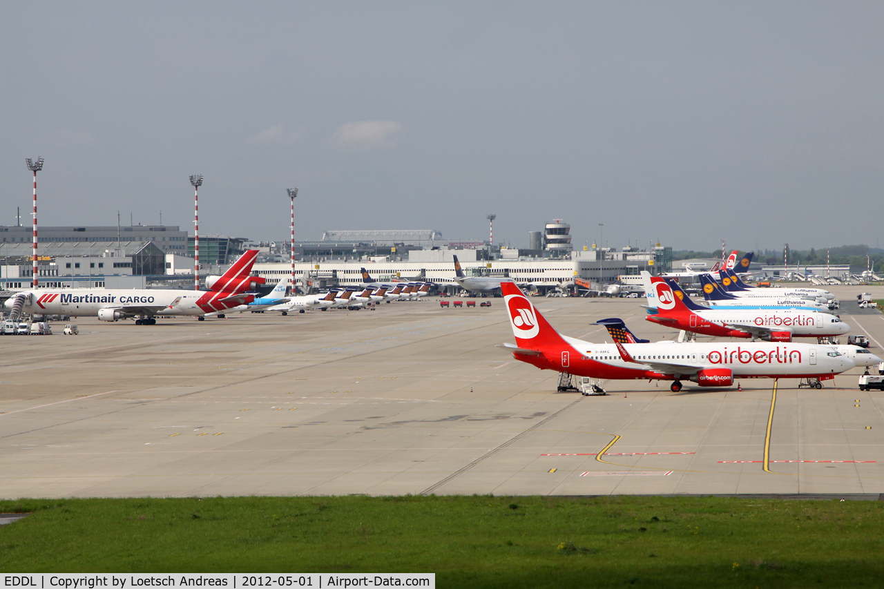 Düsseldorf International Airport, Düsseldorf Germany (EDDL) - view from trainstation to airport