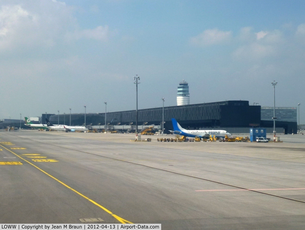 Vienna International Airport, Vienna Austria (LOWW) - Vienna, very convenient & efficient mid sized airport