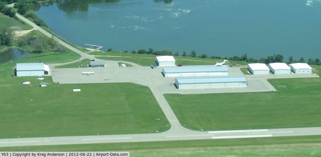 Elbow Lake Municipal - Pride Of The Prairie Airport (Y63) - A view of the Elbow Lake, MN ramp while on downwind for runway 32.