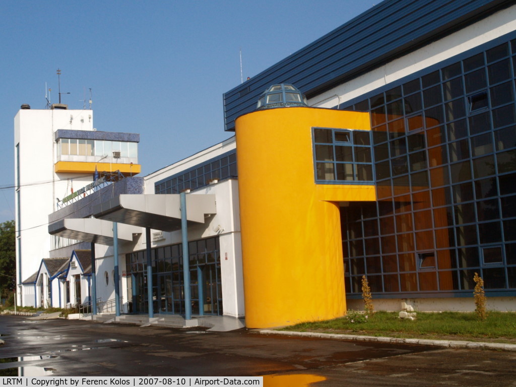 Târgu Mure? International Airport, Târgu-Mure? Romania (LRTM) - Targu-Mures-Marosvásárhely