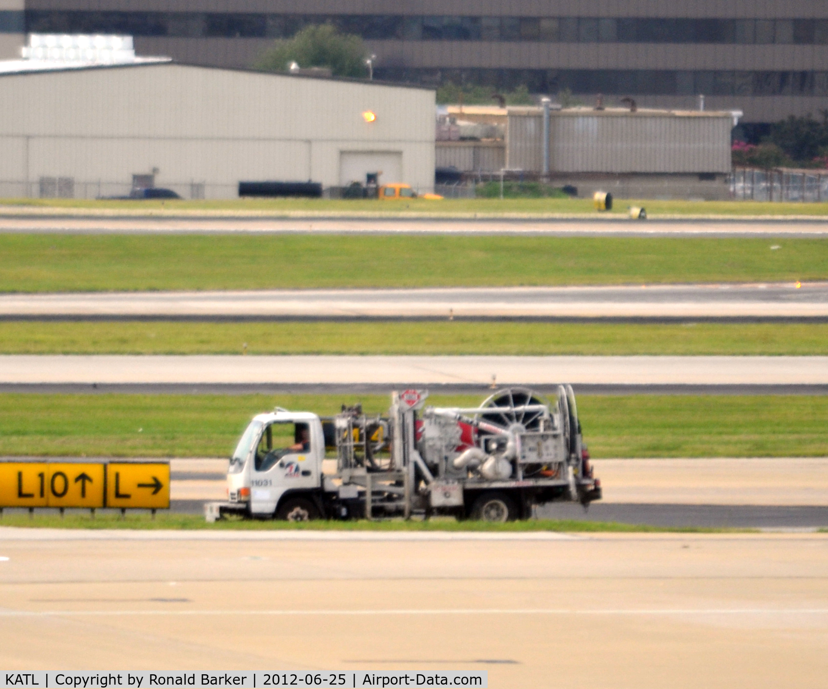 Hartsfield - Jackson Atlanta International Airport (ATL) - Truck