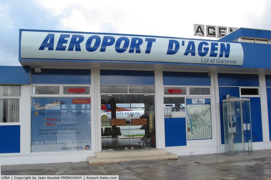 Agen Airport, La Garenne Airport France (LFBA) - La Garenne 80'