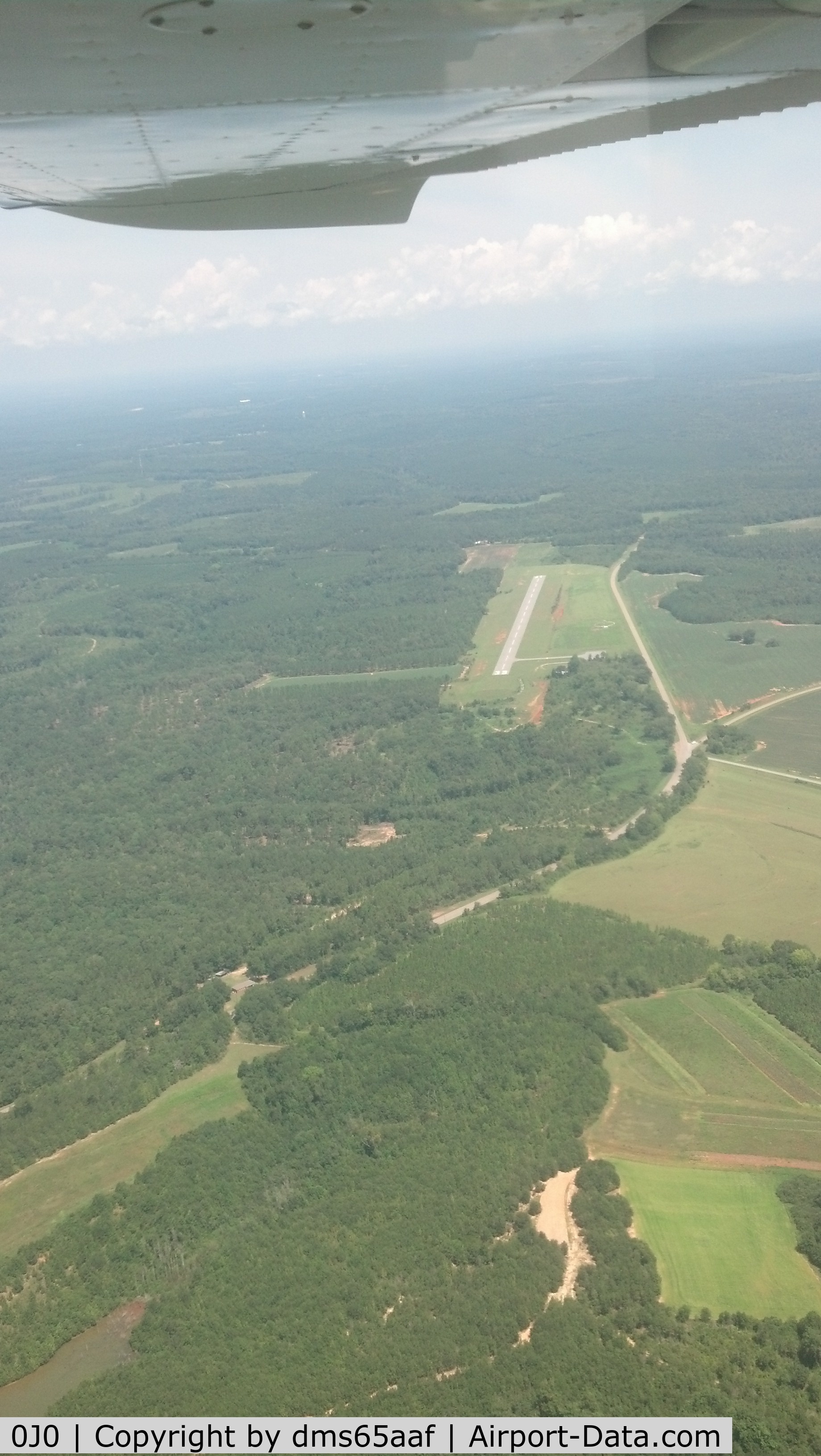 Abbeville Municipal Airport (0J0) - A shot from N3984J from south of the airport