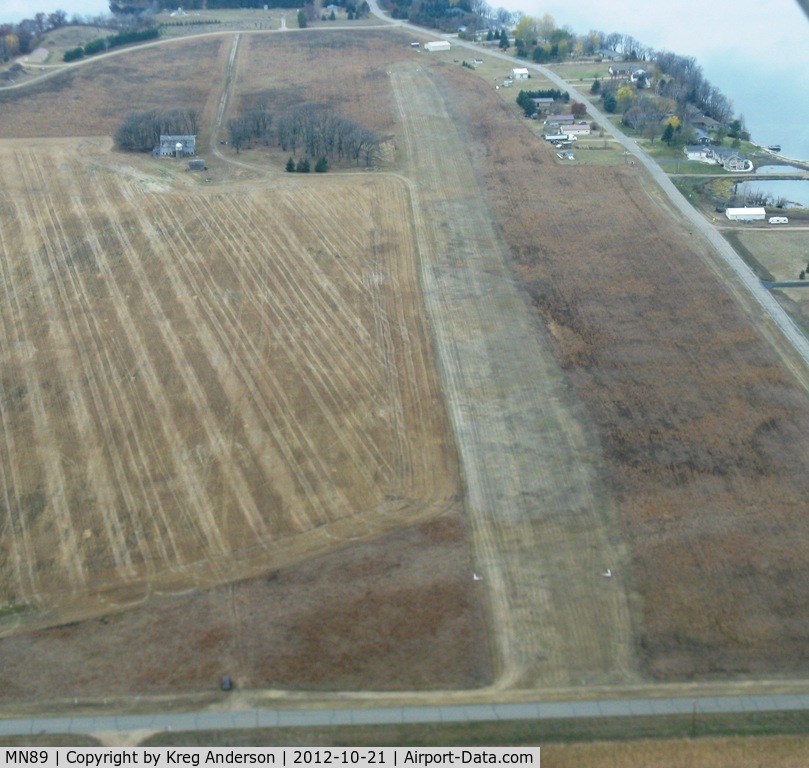 Aerovilla Airport (MN89) - Aerovilla Airport in Perham, MN looking to the west.