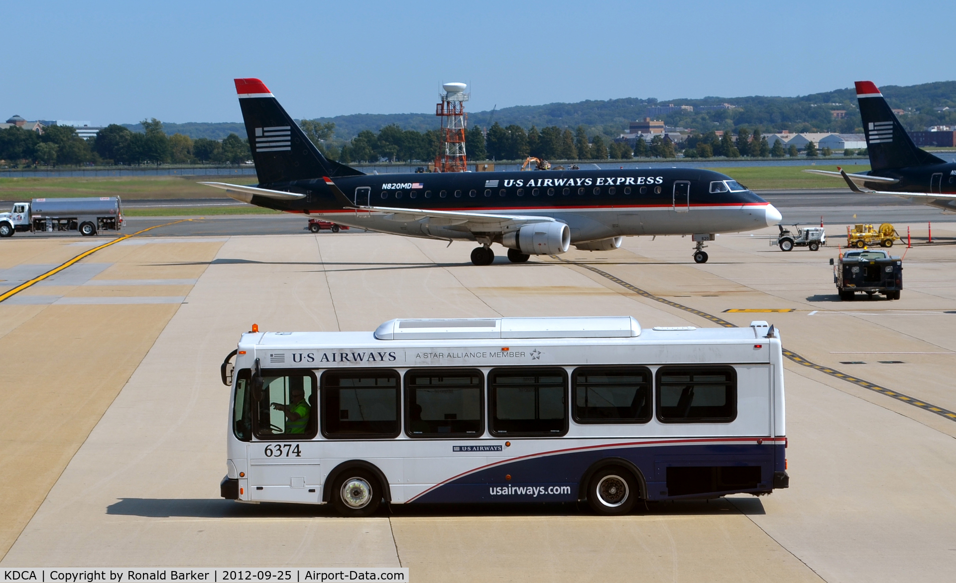 Ronald Reagan Washington National Airport (DCA) - Bus 6374