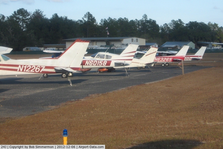 Suwannee County Airport (24J) - Planes on the ramp at Live Oak