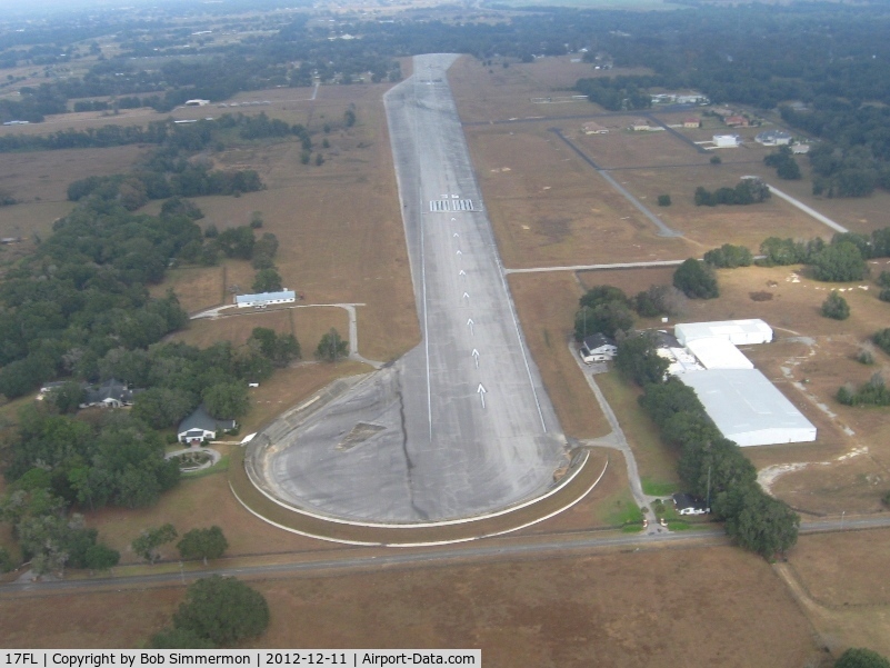 Jumbolair-greystone Airport (17FL) - Looking down RWY 36