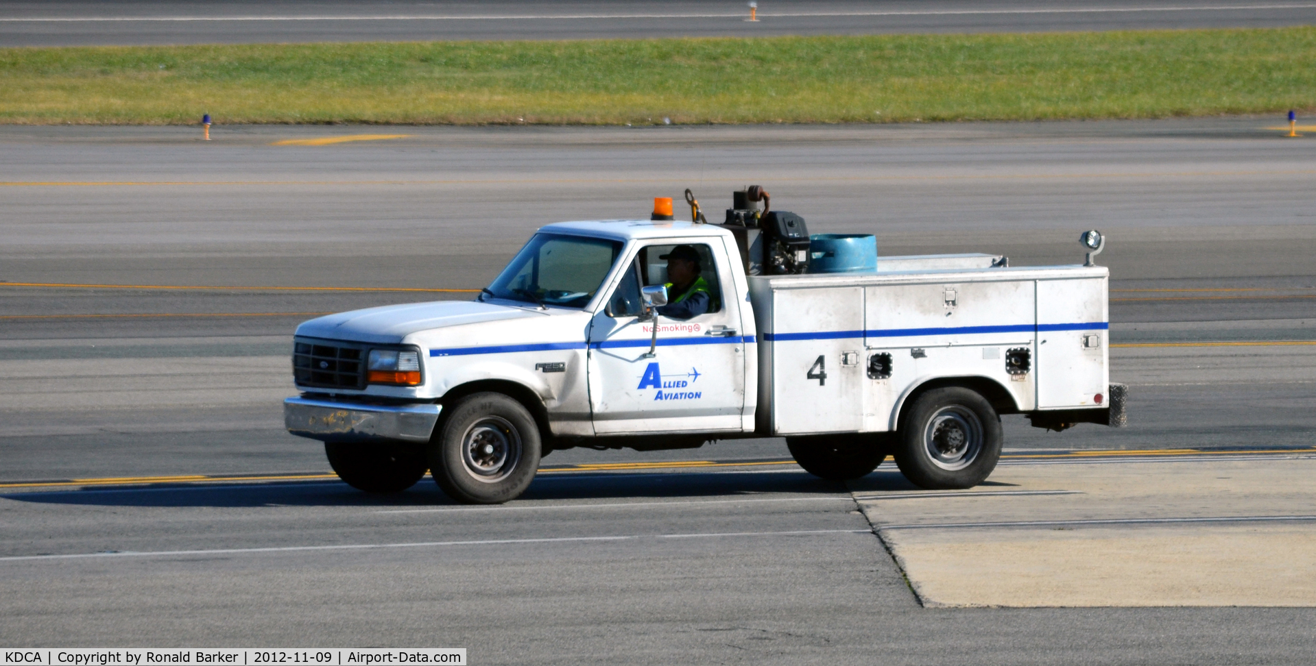 Ronald Reagan Washington National Airport (DCA) - Truck 4