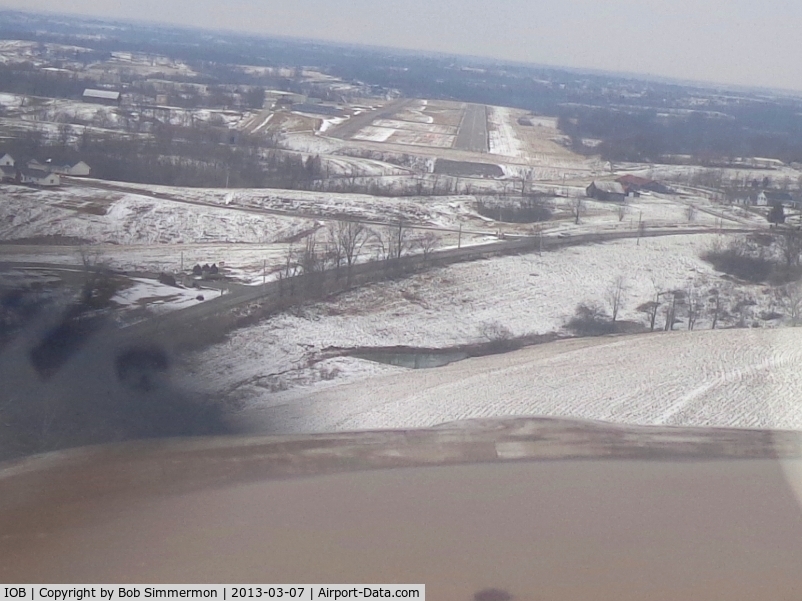 Mount Sterling-montgomery County Airport (IOB) - Final approach RWY 3.