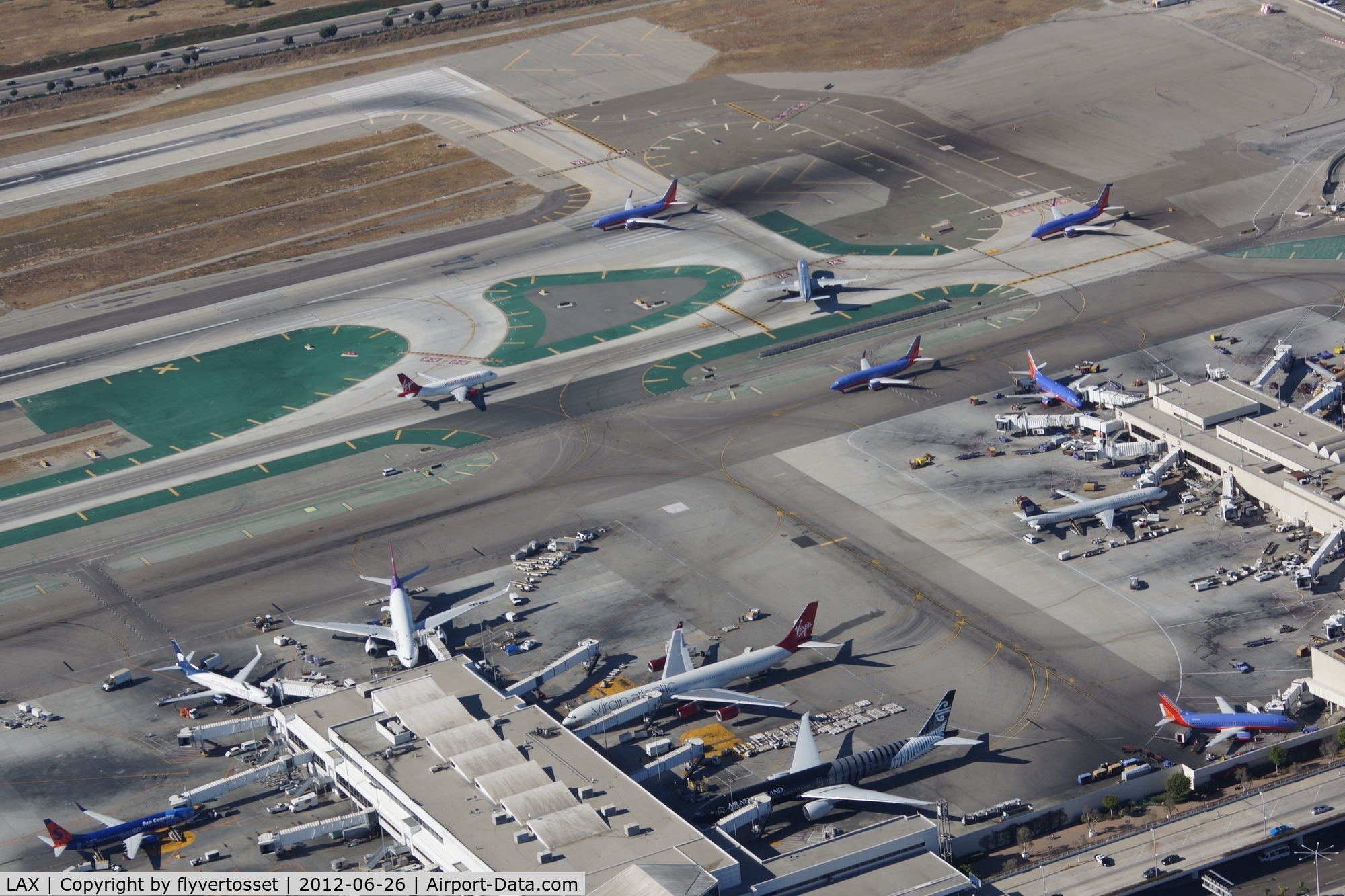Los Angeles International Airport (LAX) - Busy day at LAX