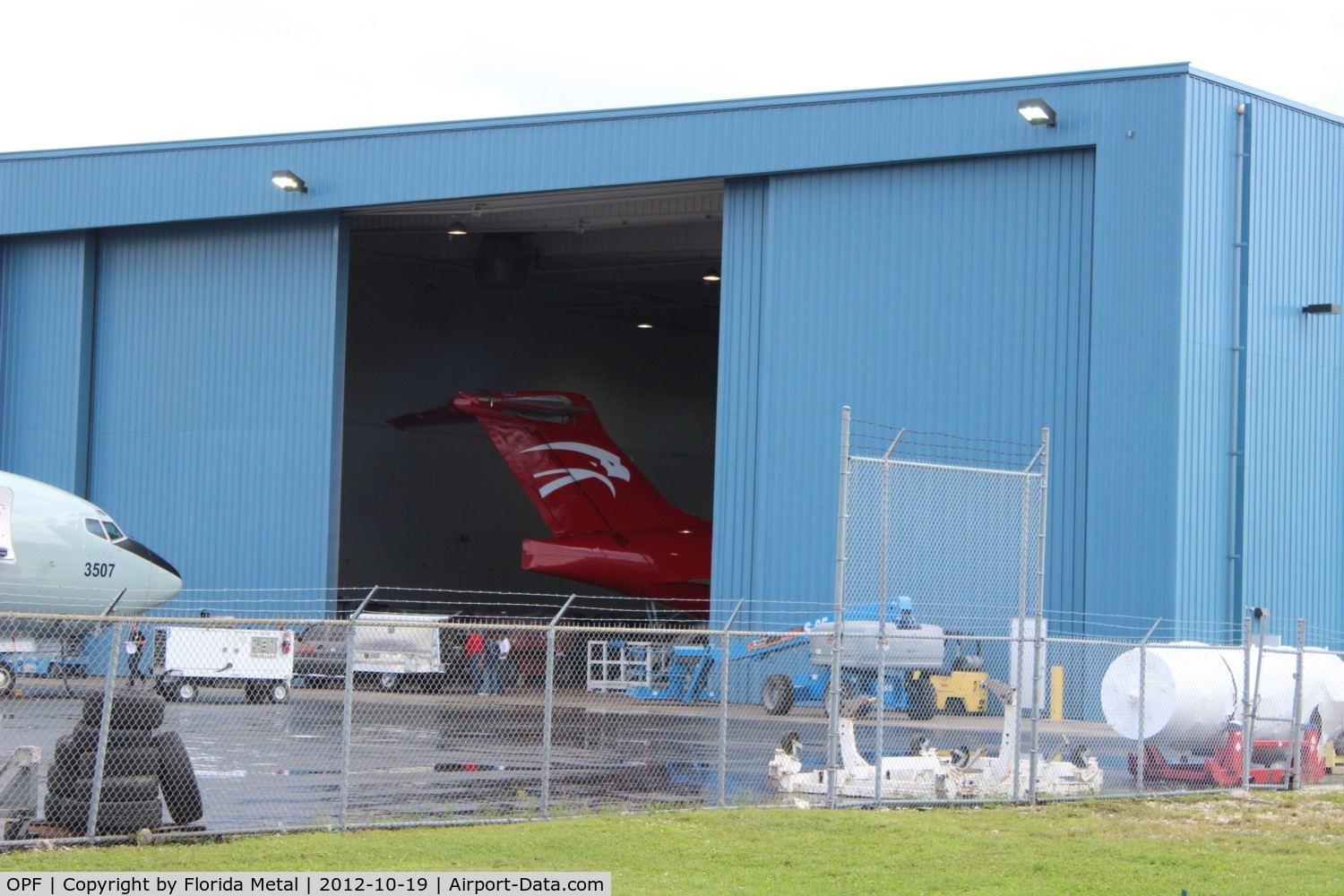 Opa-locka Executive Airport (OPF) - Opa Locka Maintenance hangar