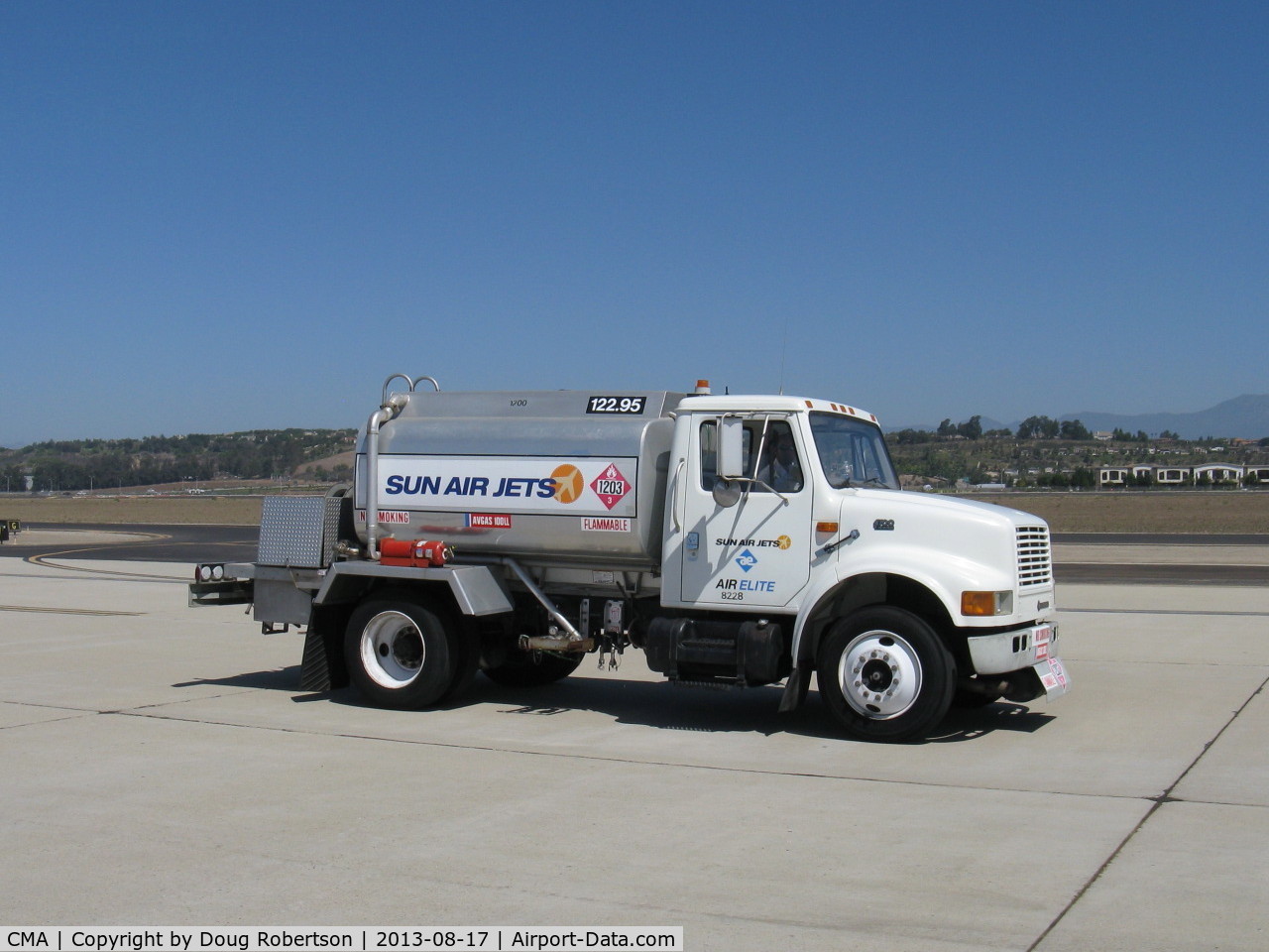 Camarillo Airport (CMA) - Mobile Fueler of SUN AIR JETS, monitors 122.95. One of several fuel providers at CMA.