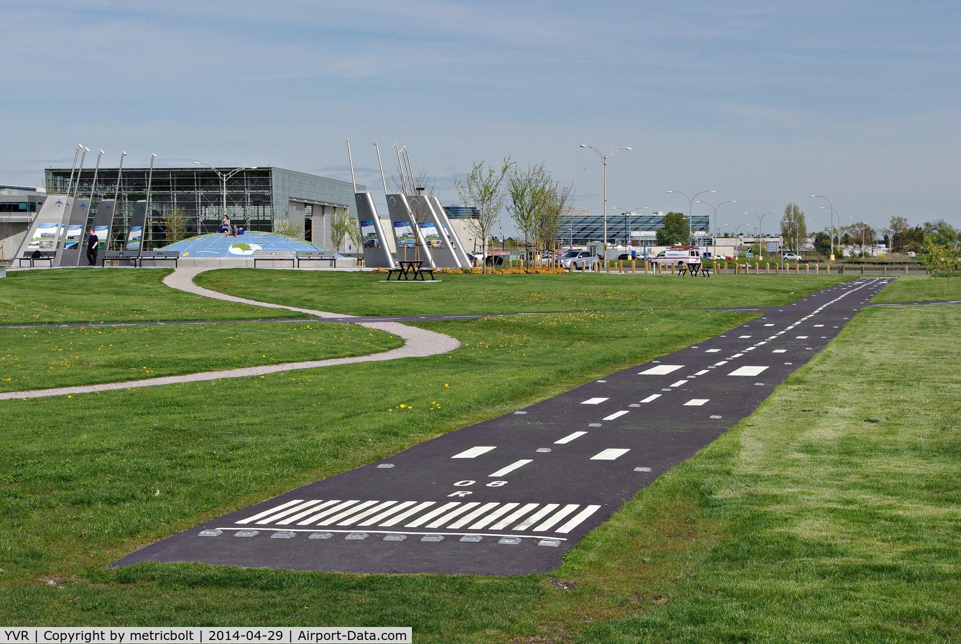 Vancouver International Airport, Vancouver, British Columbia Canada (YVR) - Parc 