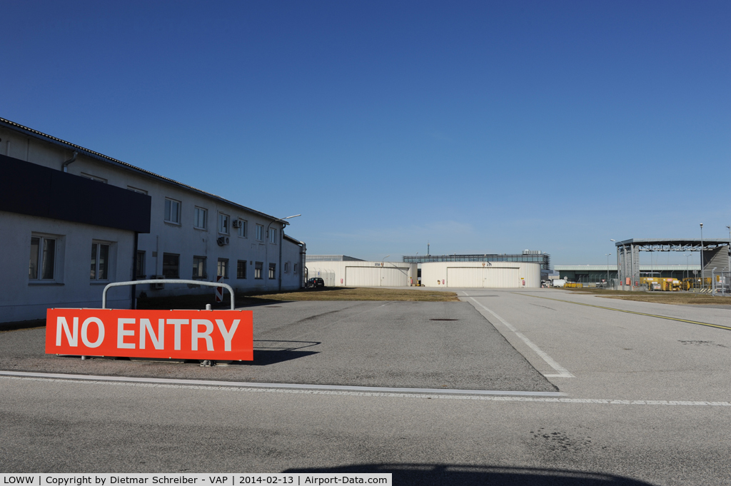 Vienna International Airport, Vienna Austria (LOWW) - Vienna Airport