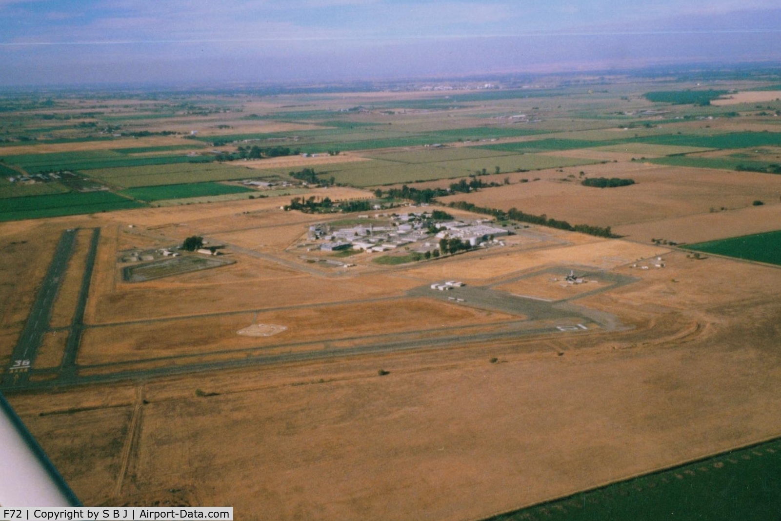 Franklin Field Airport (F72) - Franklin airport as scene in 2001.Lots of student traffic out of Sacramento which is not far to the north.View is also to the north.