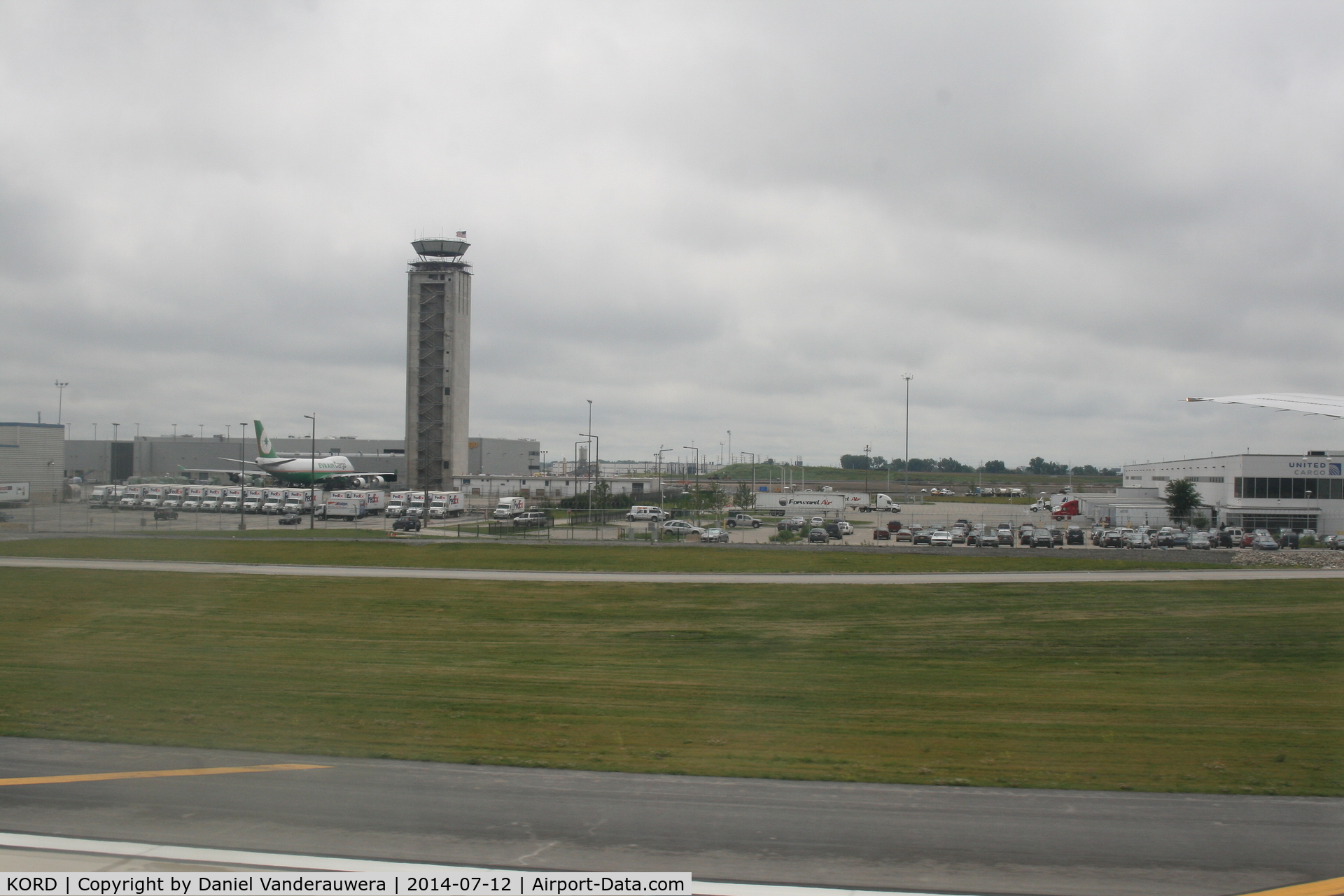 Chicago O'hare International Airport (ORD) - EVA AIR cargo