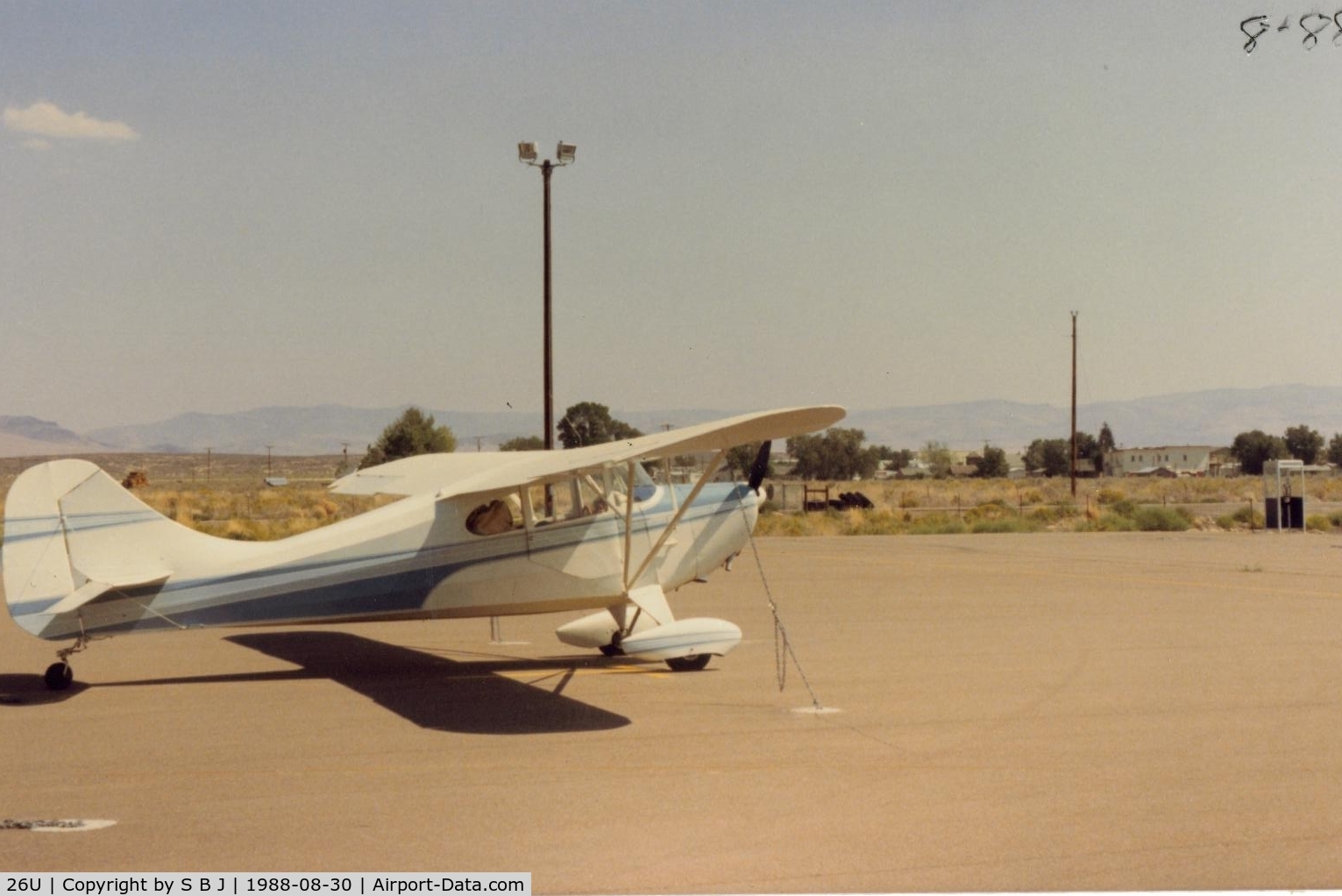 Mc Dermitt State Airport (26U) - N3368E at McDermitt State.Interesting place as the airport is in Oregon,but the town is in Nevada. The town can be seen in the distance.A short walk.