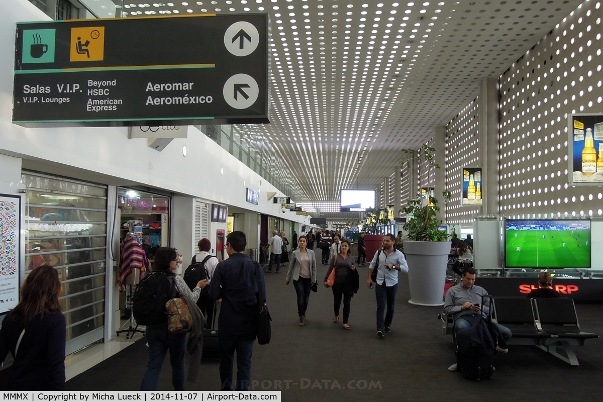 Lic. Benito Juárez International Airport, Mexico City, Distrito Federal Mexico (MMMX) - Terminal 2