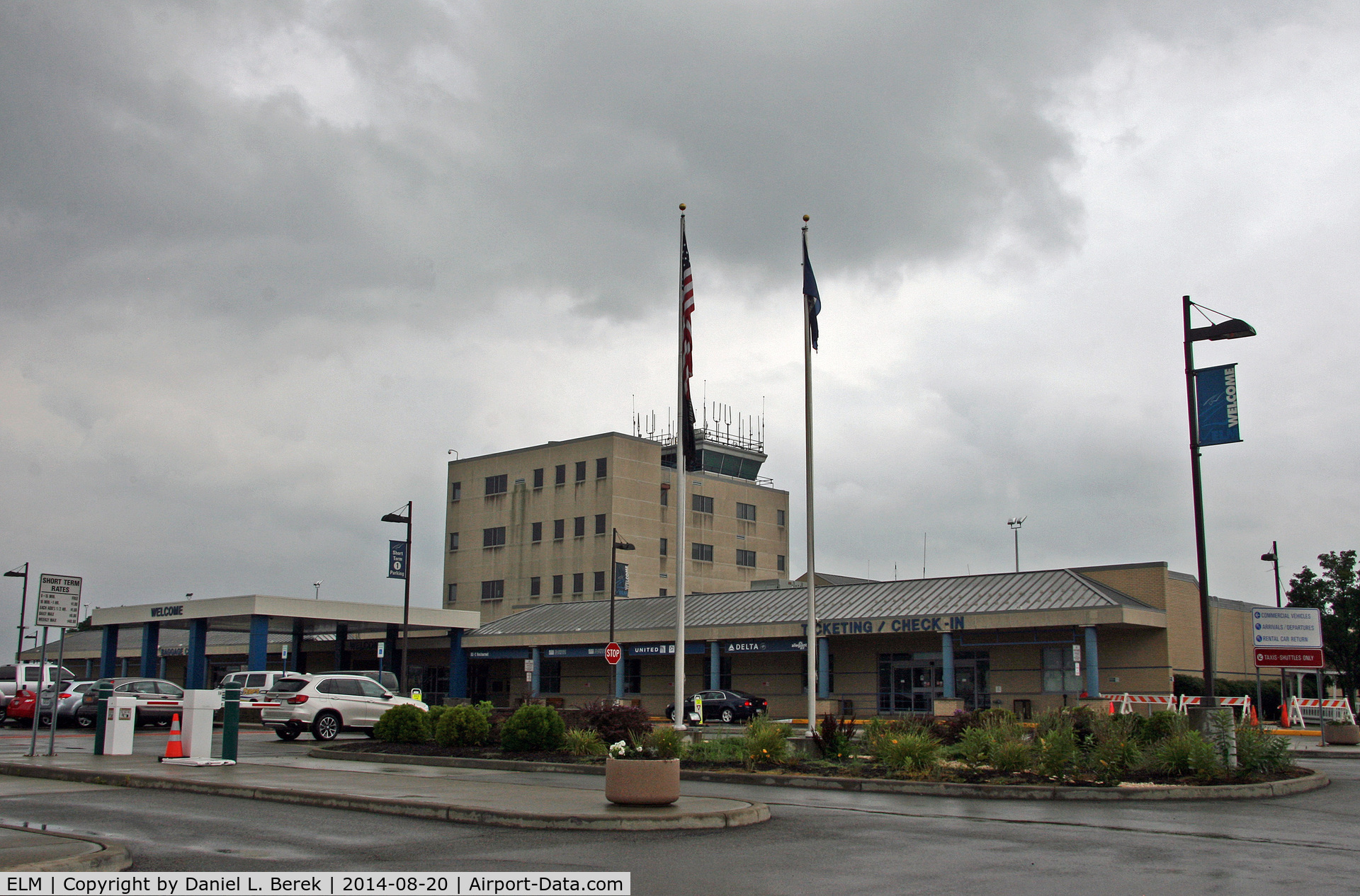 Elmira/corning Regional Airport (ELM) - This is the main passenger terminal of Corning-Elmira Regional Airport.  The airport also accommodates business aviation and small general-aviation aircraft.  Nearby is the Wings of Eagles Discovery Center.